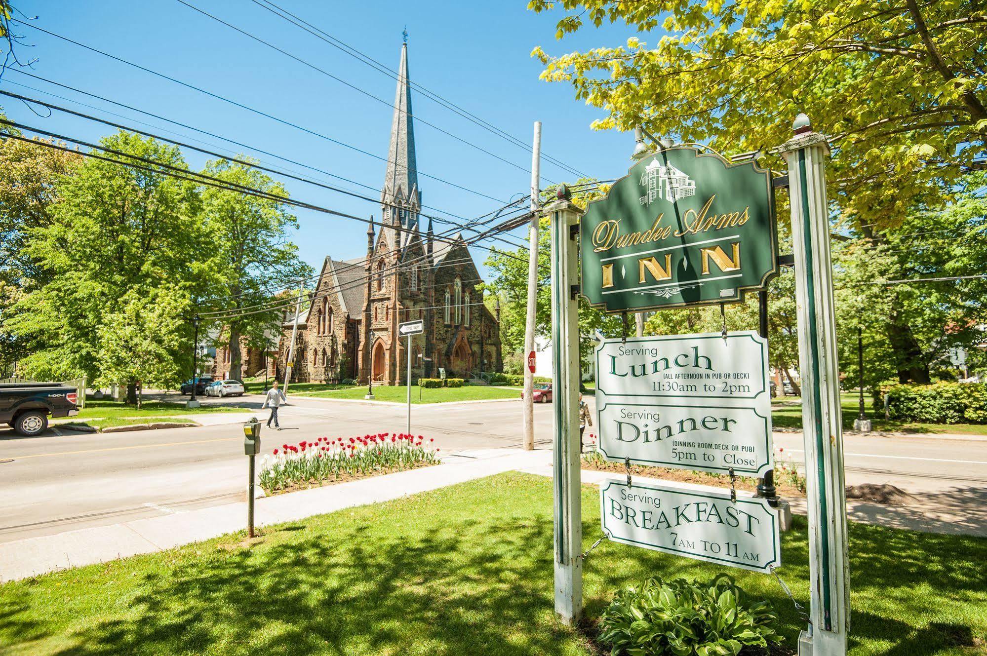 Dundee Arms Inn Charlottetown Exterior photo