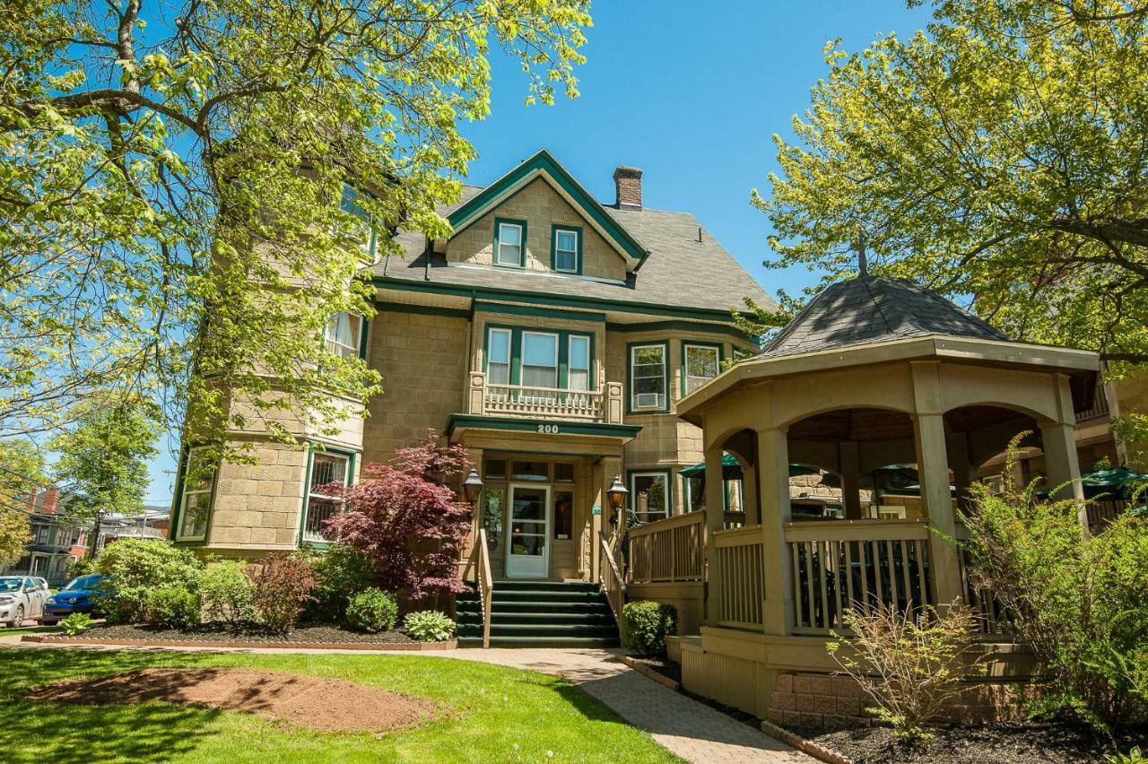 Dundee Arms Inn Charlottetown Exterior photo